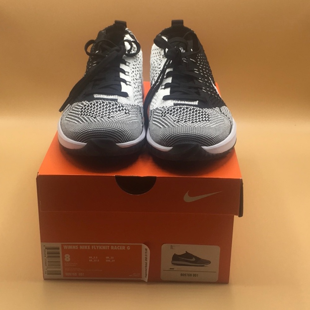 Nike Golf size 8